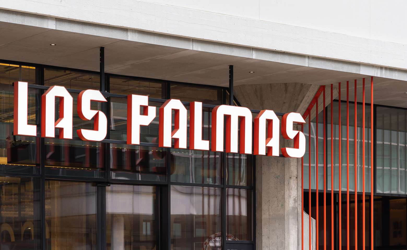 Las Palmas Exterior signage