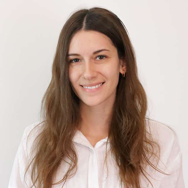 Victoria Gee - Photo White.jpg