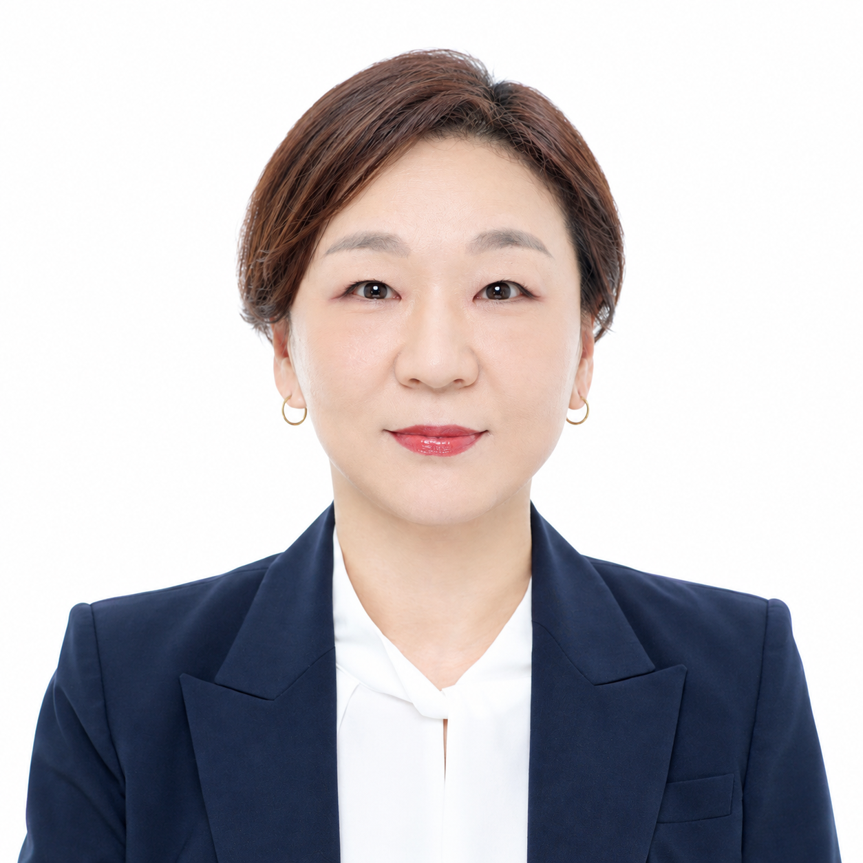 sorim jie white background