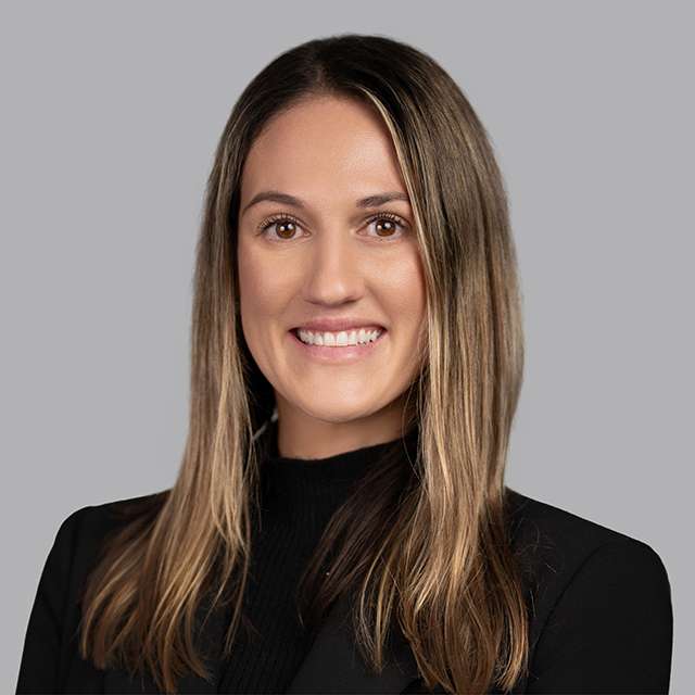 Janna Stone-bio.jpg
