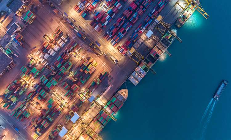 EMEA_LOGISTICS_AdobeStock_196649218 copy.jpeg