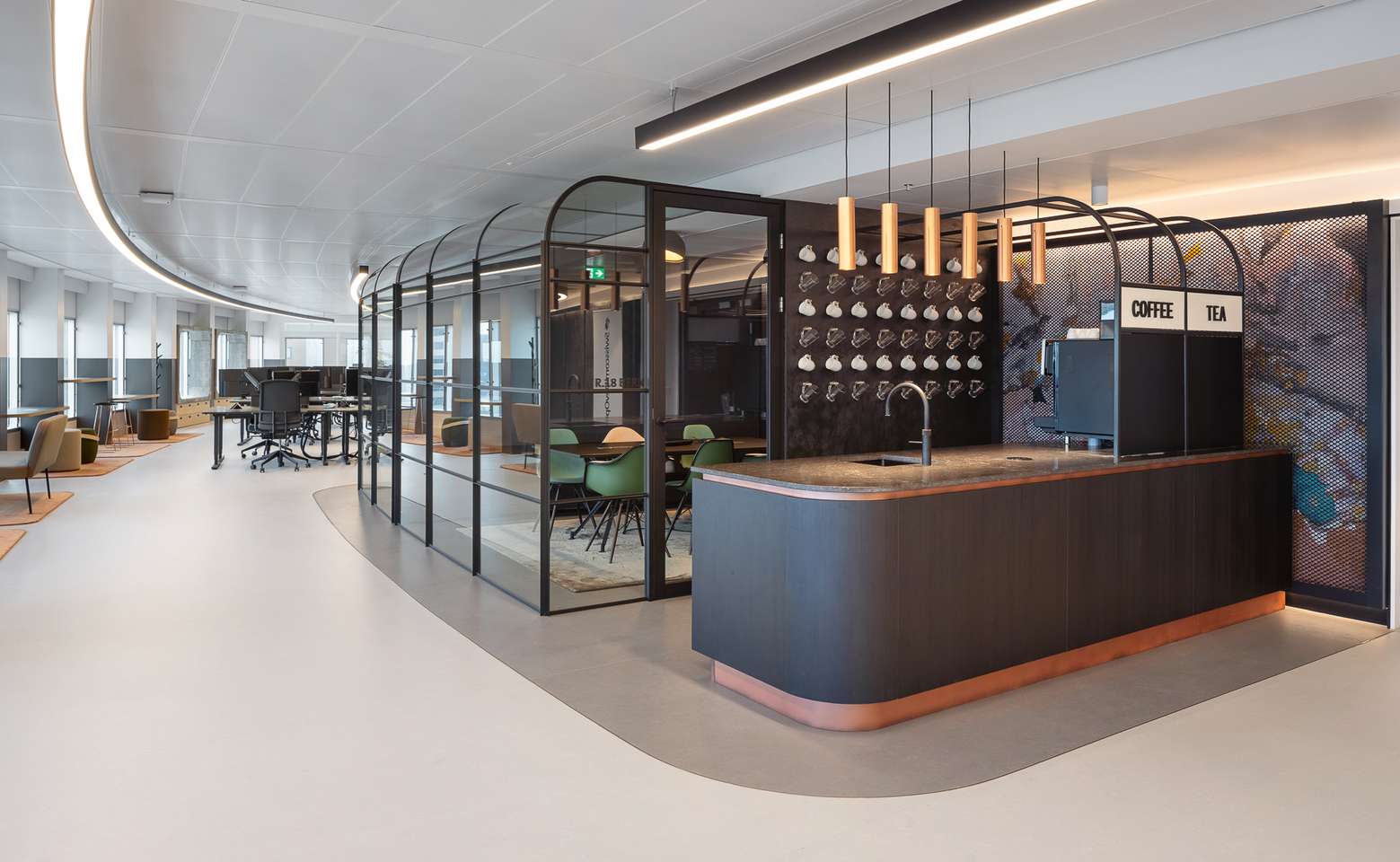 Swisscom refreshment area plus meeting room 