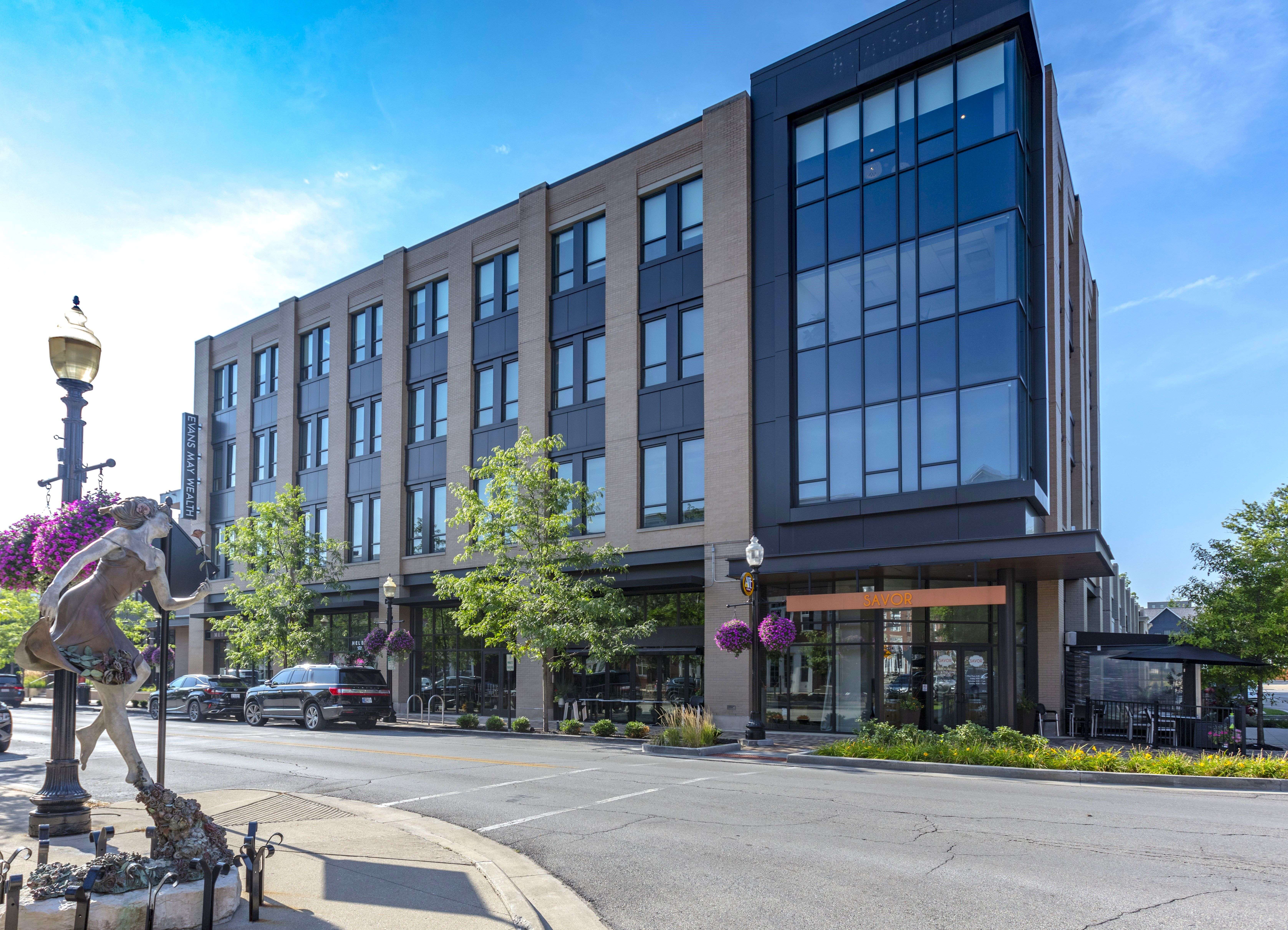 Cushman & Wakefield Brokers $26.4 Million Sale of 108-Home Multifamily Community, The Manors at Brookmere, in Matteson, Ill.  | US | Cushman & Wakefield
