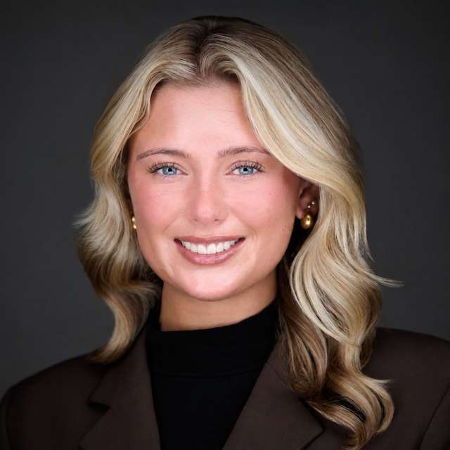 Ashley Macomber Headshot .jpg