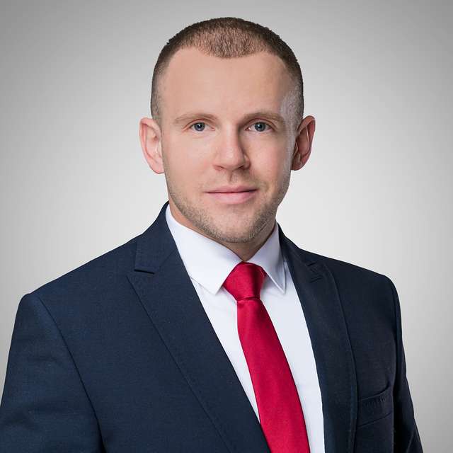 Kirchhain-Thierry_Headshot