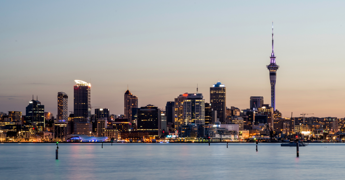 Main Streets Across the World - New Zealand Lens