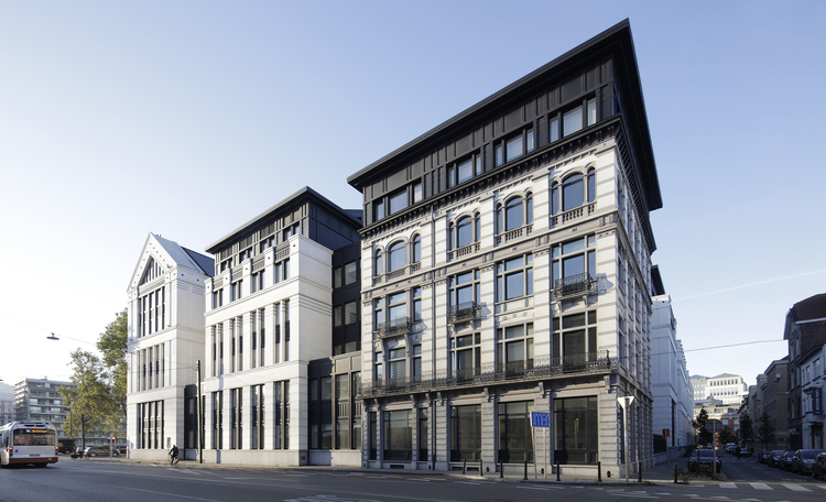 Cushman & Wakefield Advises on the Sale of Avenue du Port 16 Office Building in Brussels