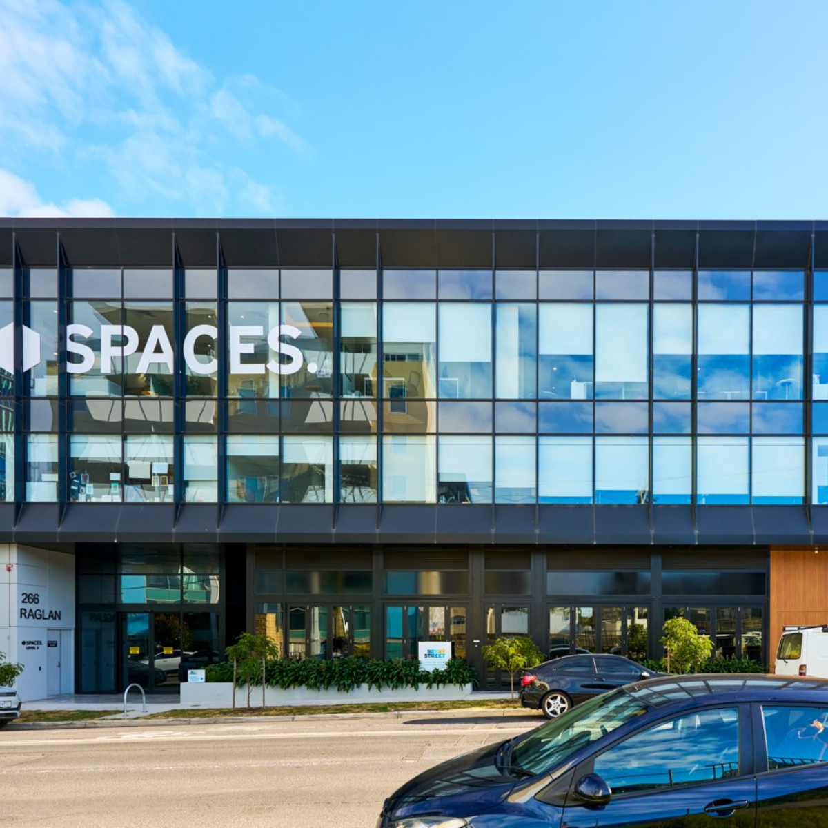 AUS | 266 Raglan Street - Preston 