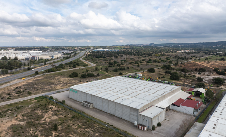 Cushman & Wakefield arrenda armazém da Ecologis à Sermail