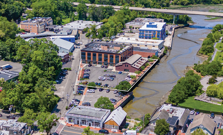 Cushman & Wakefield Arranges $31 Million Sale of Mixed-Use Property in Nassau County