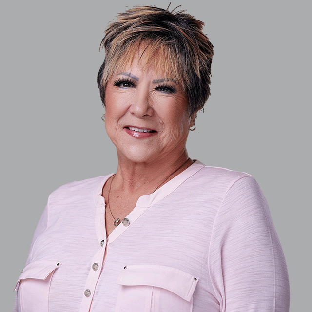 Kathy_Moon_Tucson_AZ_Headshot_July25.png