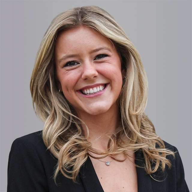 Lauren Ashton-PHO-V1 640x640 (Grey Background).jpg
