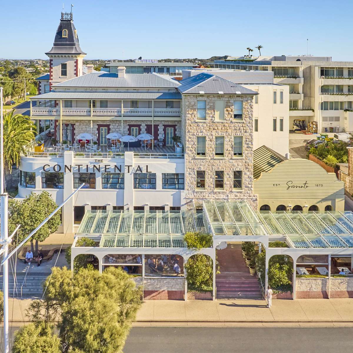 Continental Sorrento.jpg