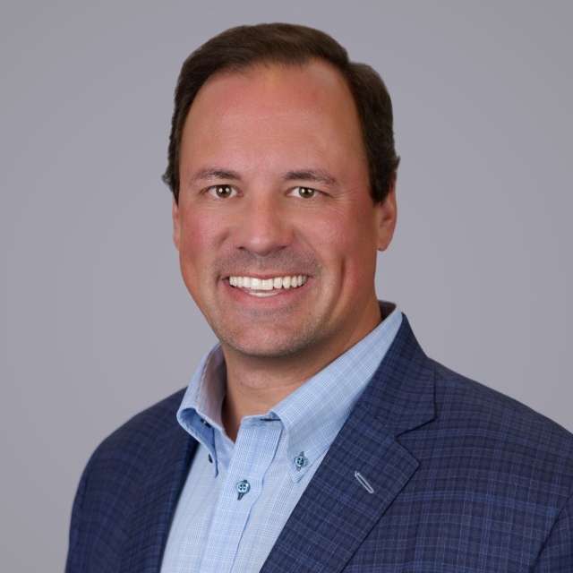 Adam Eason.jpg