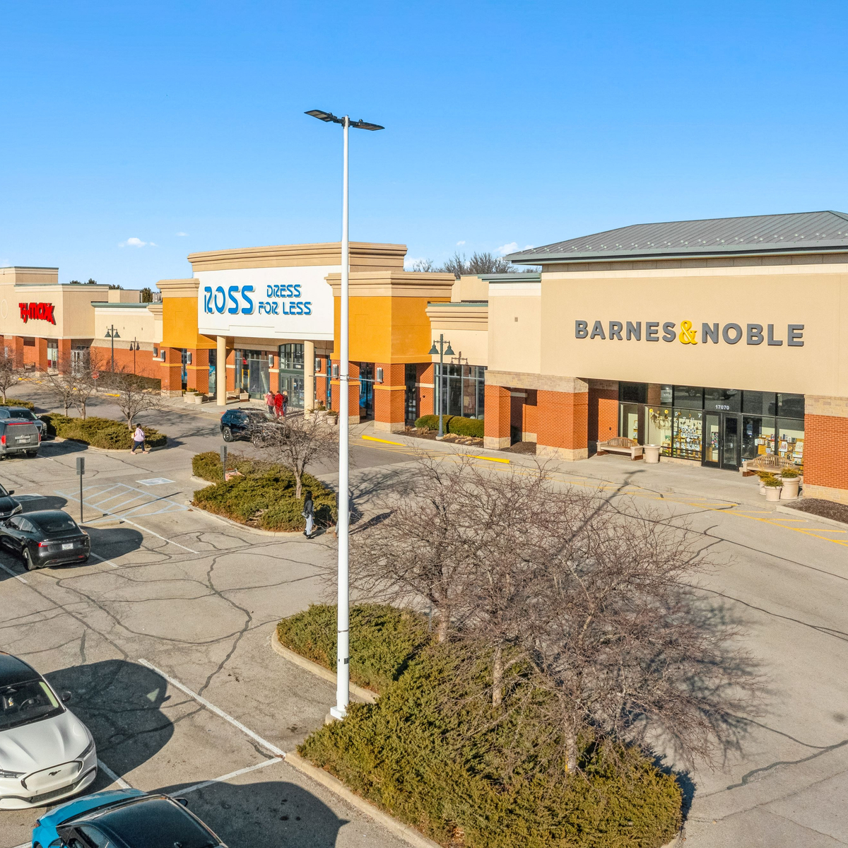 Cushman & Wakefield Brokers Sale of Stony Creek Marketplace in Noblesville, Indiana