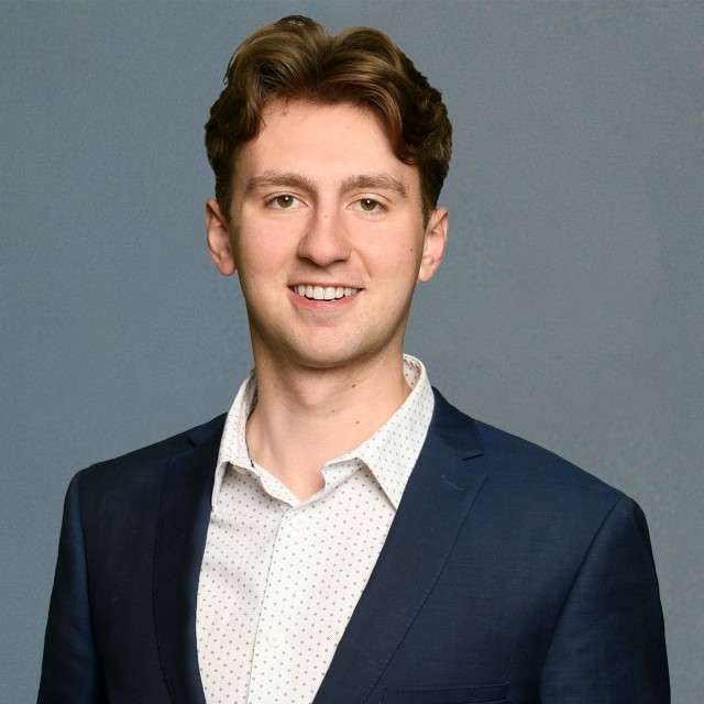 Vincent Breen_Headshot_640x640.jpg