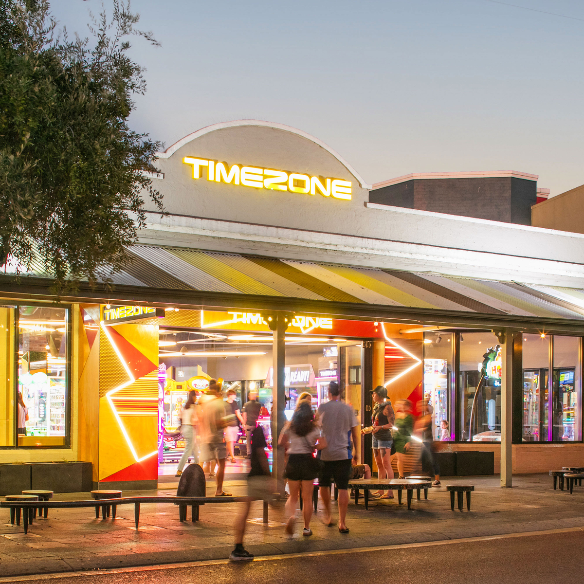Silverleaf Investments Acquires Fremantle Timezone Icon for $7.65M