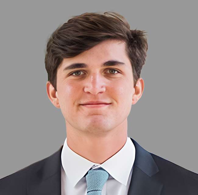 Andrew Kort Headshot 2025.jpg