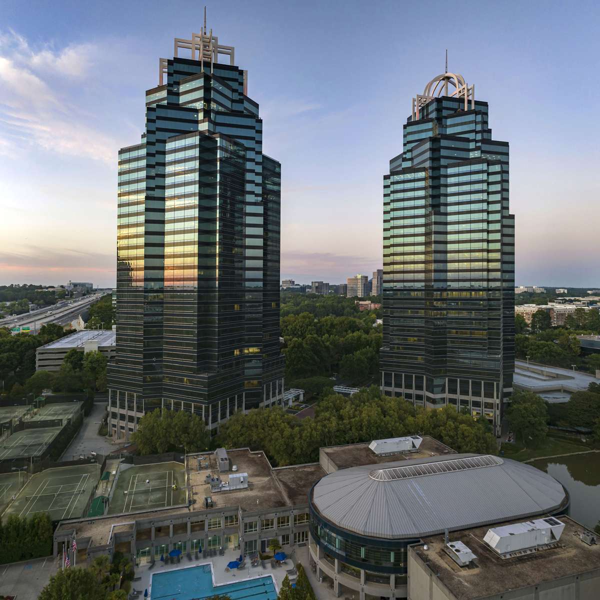 king and queen buildings atlanta