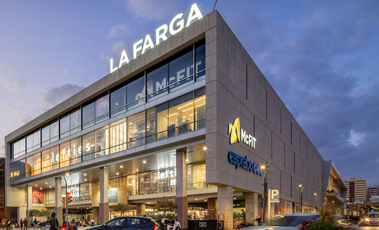 Cushman & Wakefield advises on the sale of La Farga shopping center