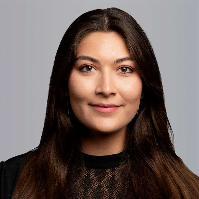 Brenda Walker-Web_Grey BG (640 x 640 px, 72 DPI).jpg
