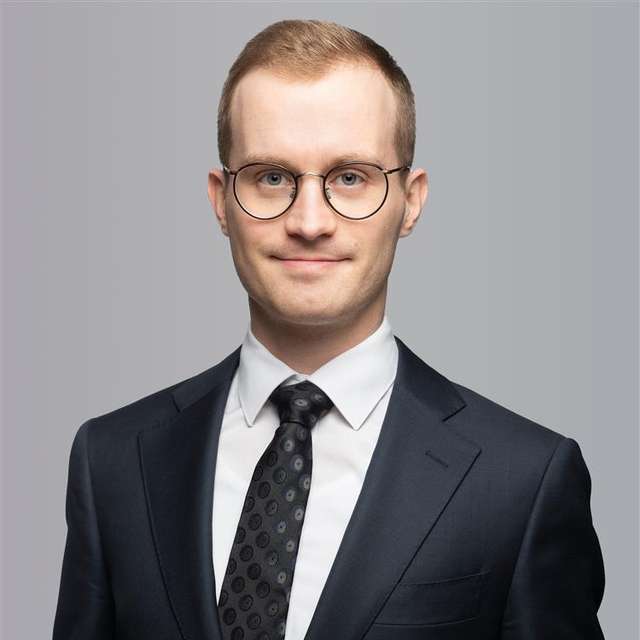 Michal_Toporowski_HighRes_2 1.jpg