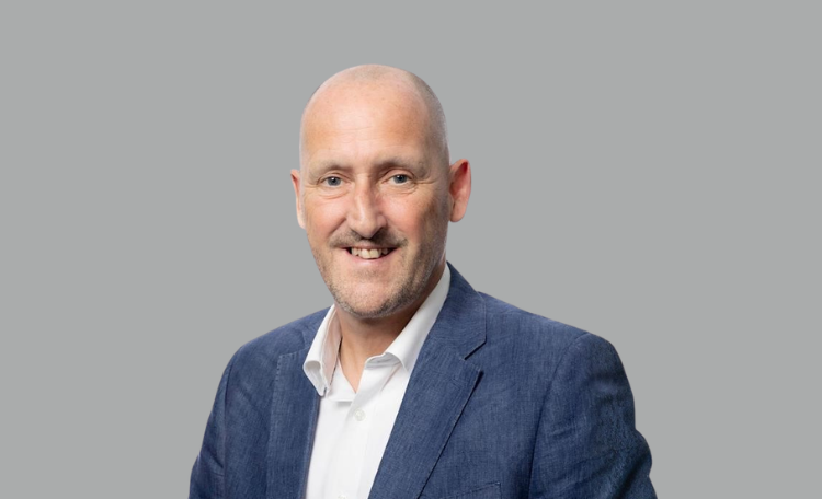 AUS_Andrew Green_CARD.png