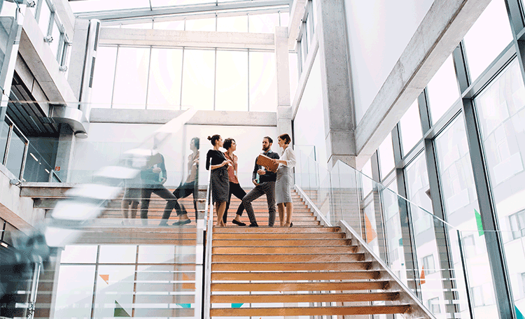 Staff News Personalie-Atrium Webcard 