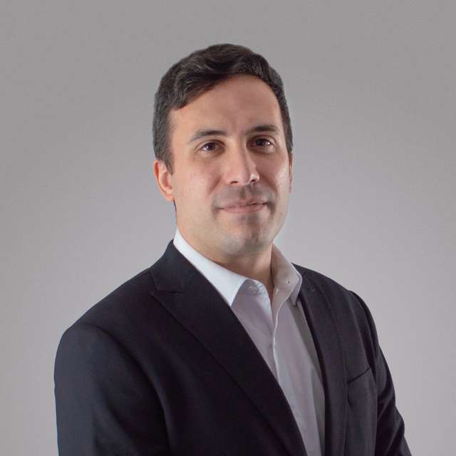Julian Pena - Argentina