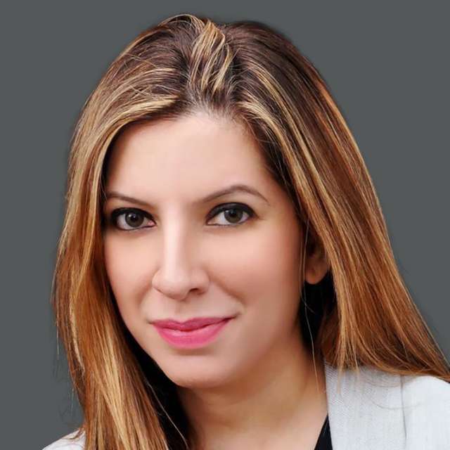 Zainab Mukadam-bio.jpg