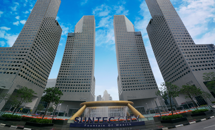 High Floor Strata Units at Suntec City with Panoramic Views For Sale