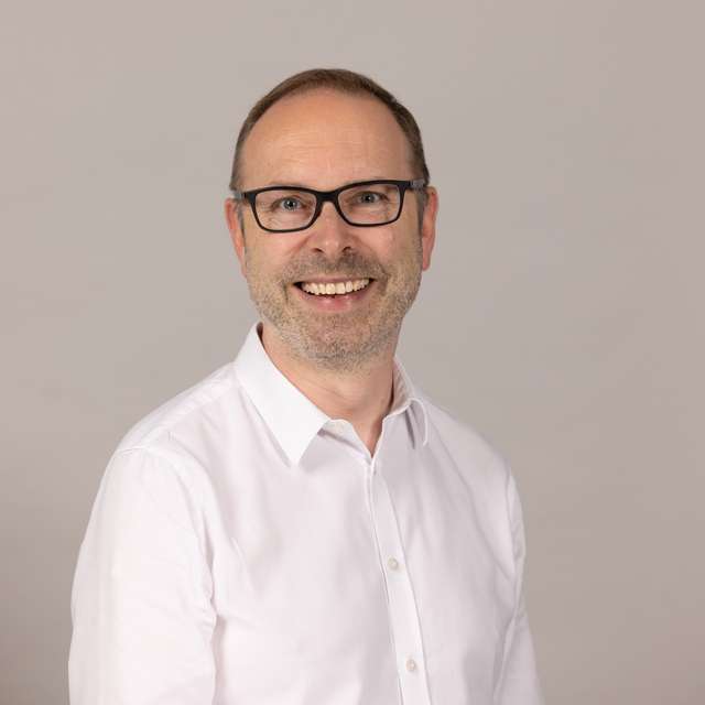 Tim Johnson-bio.jpg
