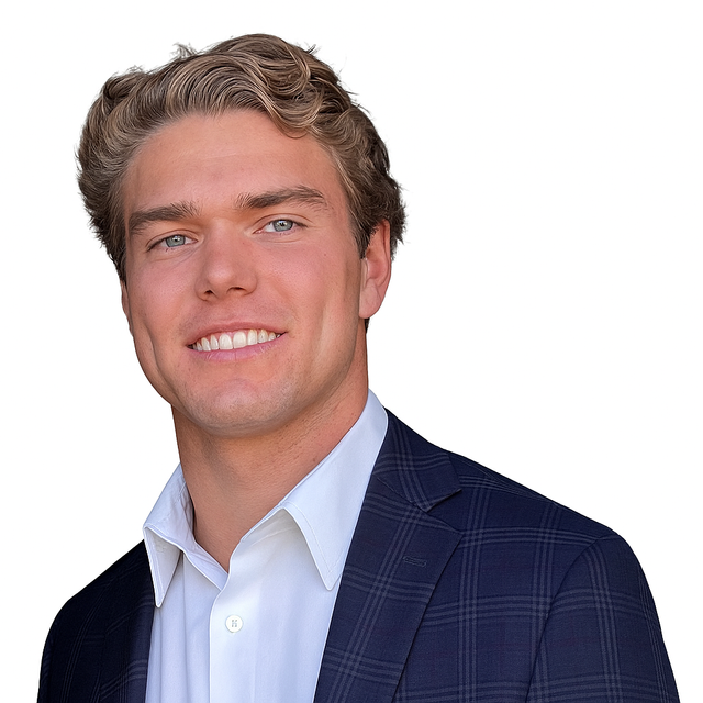 Thomas Griffin Headshot.png