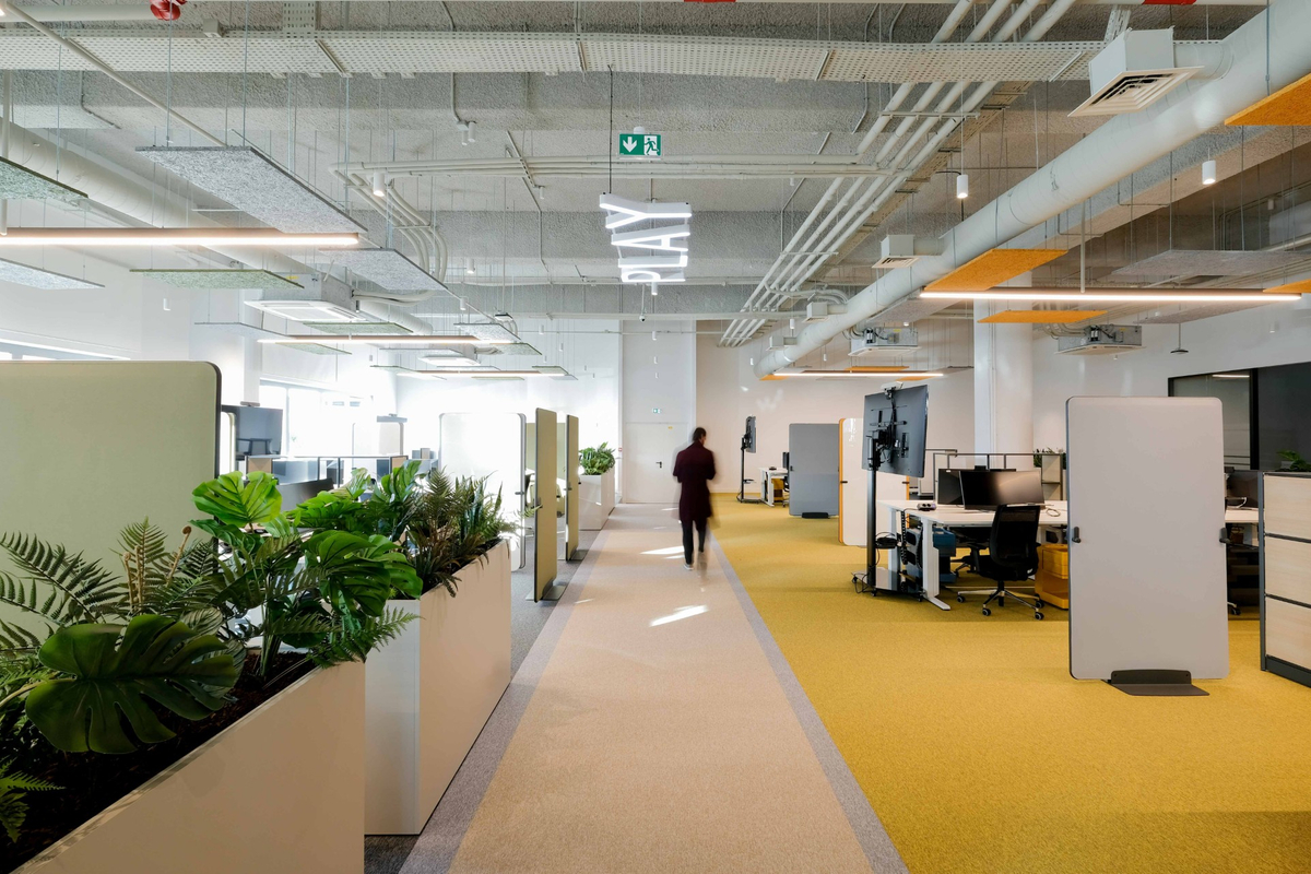 Cushman & Wakefield Designs and Delivers New Office for Pictet Technologies at IDB Lisbon.