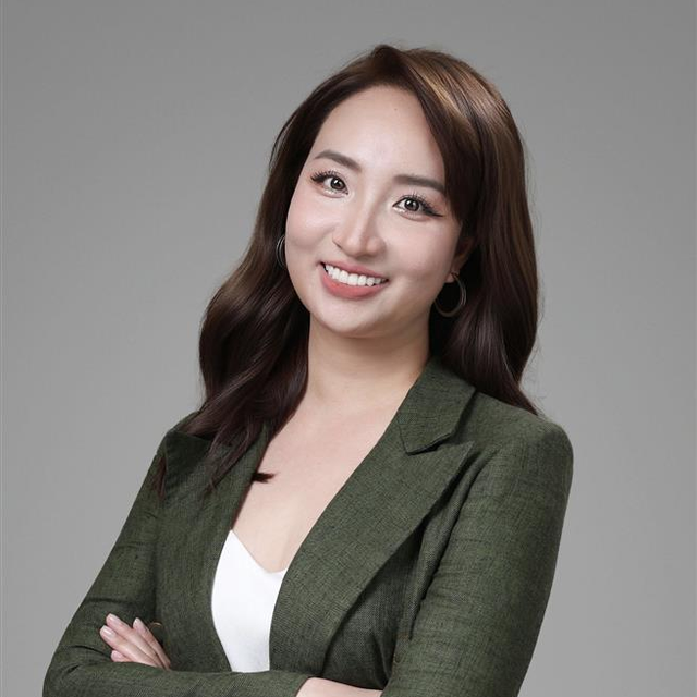Nguyet Minh Hoang