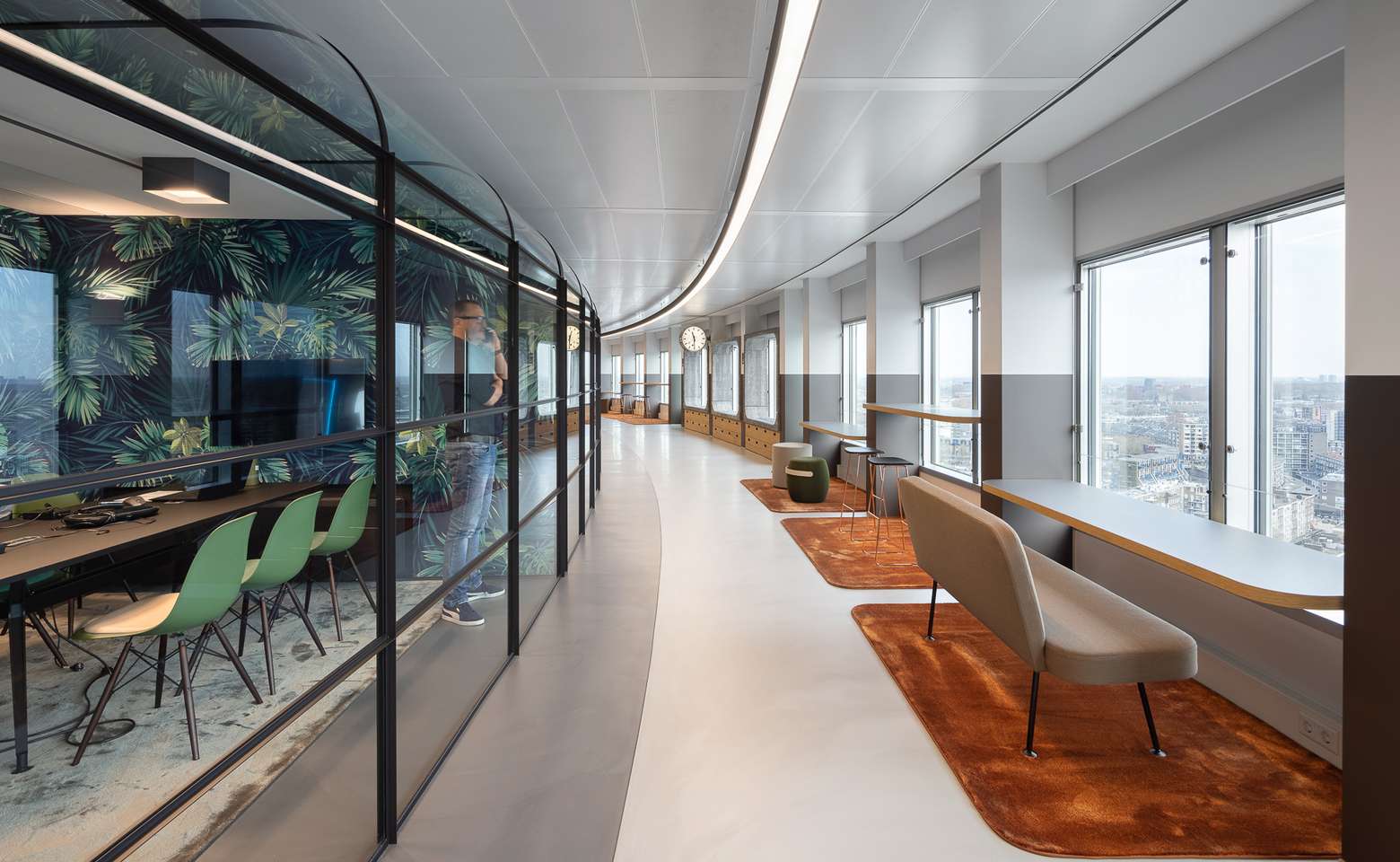 Swisscom meeting room access