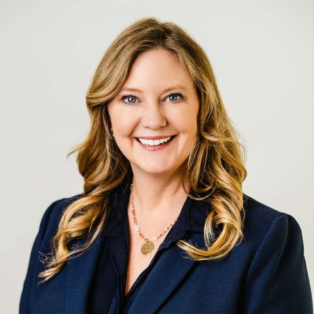 Jessica Friesen Headshot 2024.jpg