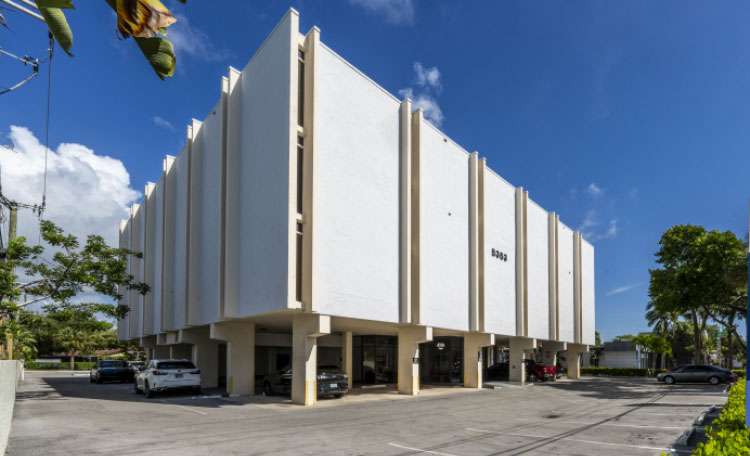 5353NFederalHwy.jpg
