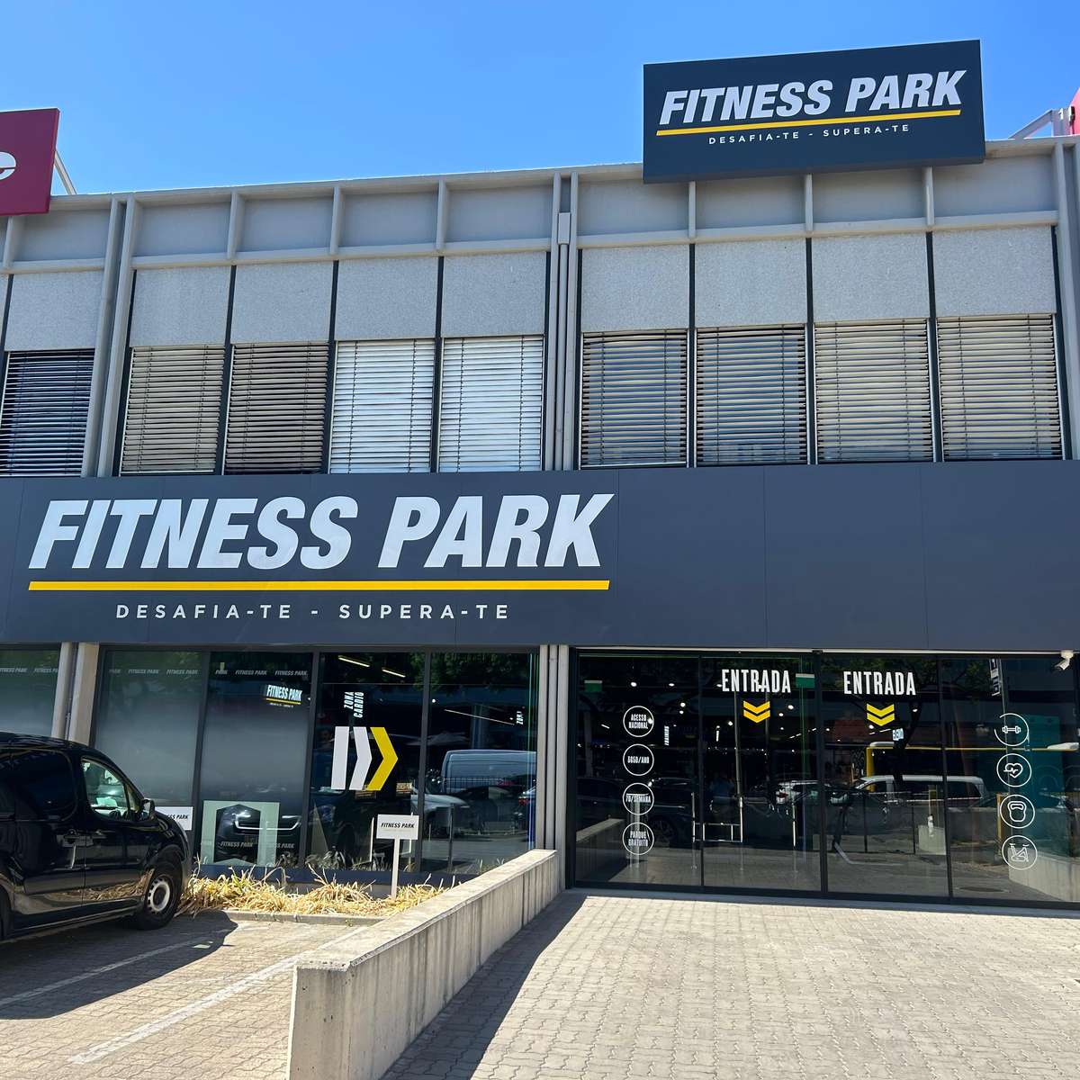 CW FITNESS PARK CARNAXIDE.jpg