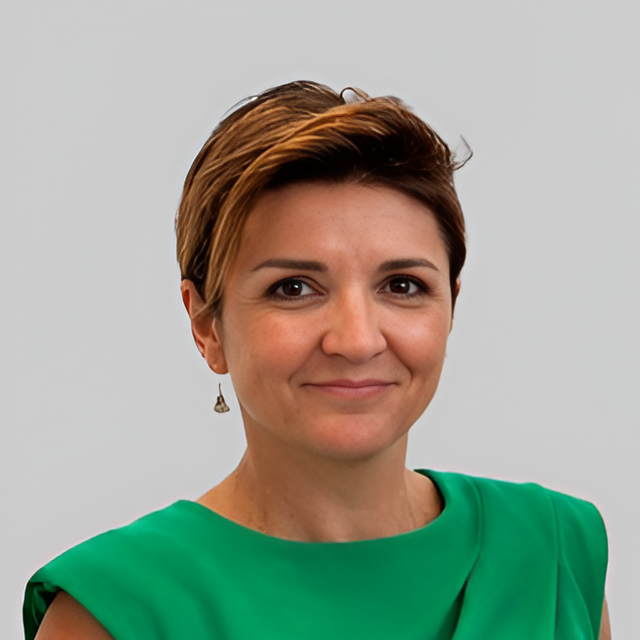 Zeina Henni.png
