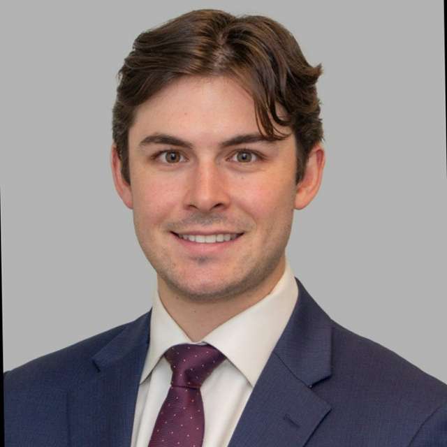 Evan Lush Headshot.jpg