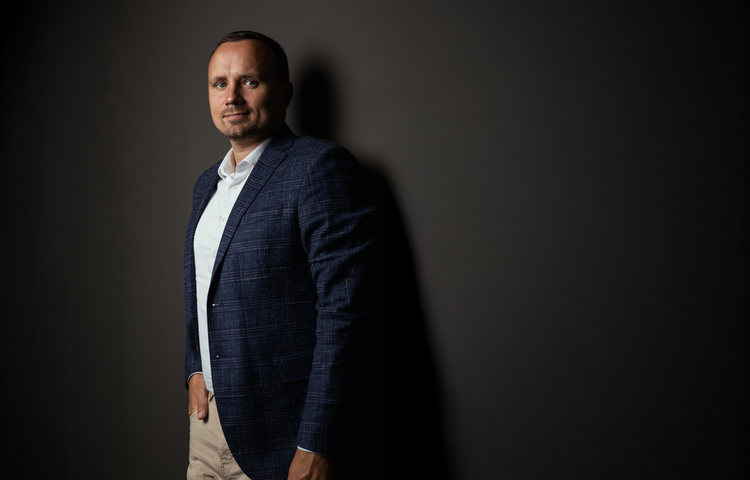 Tomi international partner card image.png