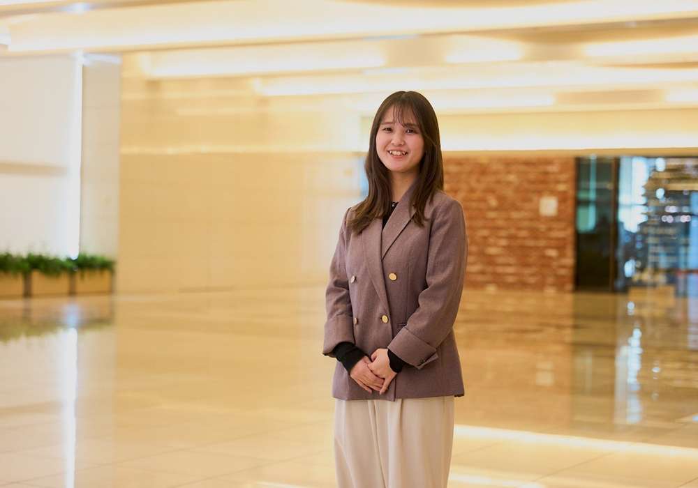 Ena Tamura - full body shot